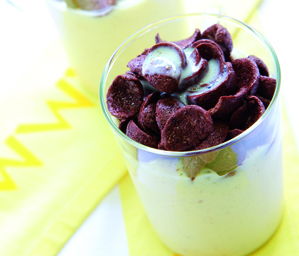 Milk-shake à la vanille et pétales chocolatés